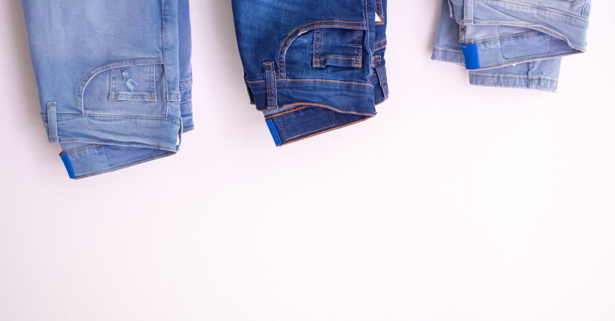 découvrez notre sélection de jeans tendance pour tous les styles : coupe slim, boyfriend, décontractée ou classique. confort et style s'unissent pour vous offrir des pièces incontournables qui subliment votre silhouette.