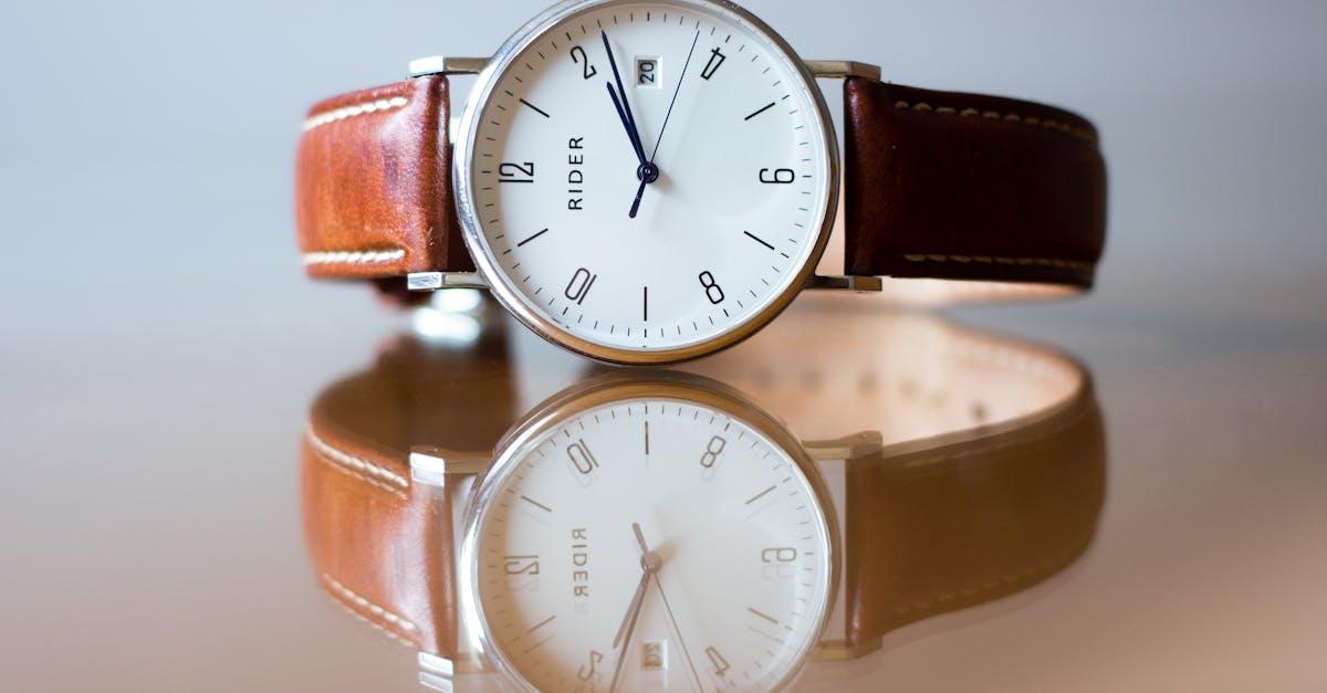 découvrez notre vaste collection de montres élégantes et fonctionnelles, alliant style et performance. trouvez la montre parfaite qui saura rehausser votre look et répondre à vos besoins au quotidien. explorez les dernières tendances et marques incontournables dès maintenant.