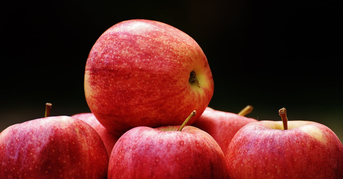 découvrez l'univers d'apple : innovations technologiques, produits emblématiques comme l'iphone, l'ipad et le mac, ainsi que les dernières actualités et tendances de la marque. explorez comment apple transforme notre quotidien avec ses solutions élégantes et performantes.