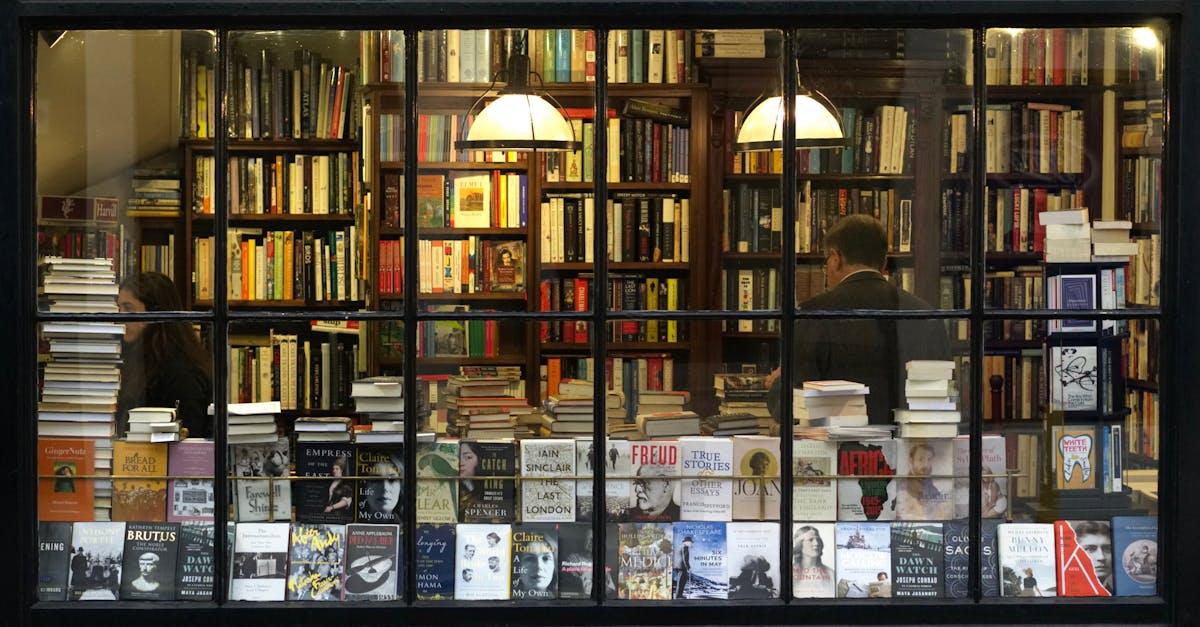 découvrez les oeuvres et l'univers captivant de notre auteur, explorant ses idées, son style d'écriture et les thématiques de ses livres. plongez dans sa biographie et son parcours littéraire inspirant.