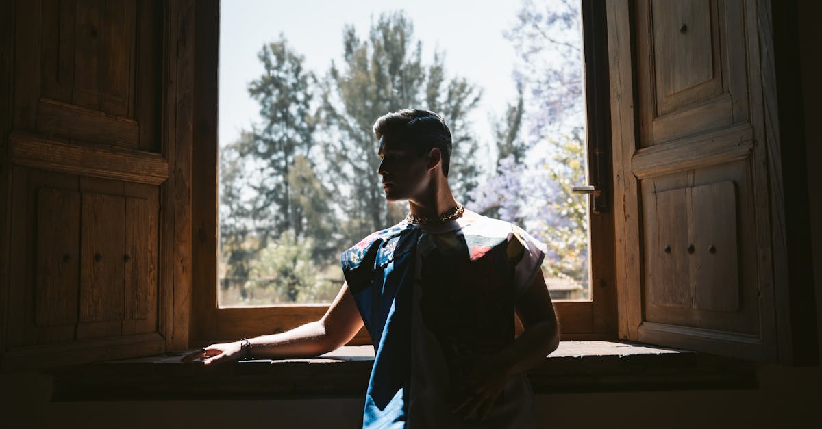 découvrez comment gérer efficacement l'élimination de vos vêtements. apprenez des méthodes durables pour donner, recycler ou jeter vos vêtements tout en préservant l'environnement.