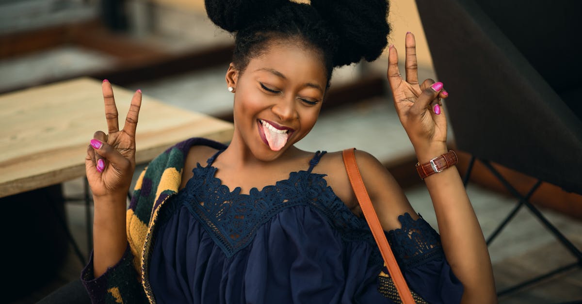 découvrez happn, l'application de rencontre qui vous permet de retrouver les personnes croisées dans la vie réelle. établissez des connexions authentiques et donnez une chance à l'amour grâce à cette plateforme innovante qui privilégie les rencontres de proximité.