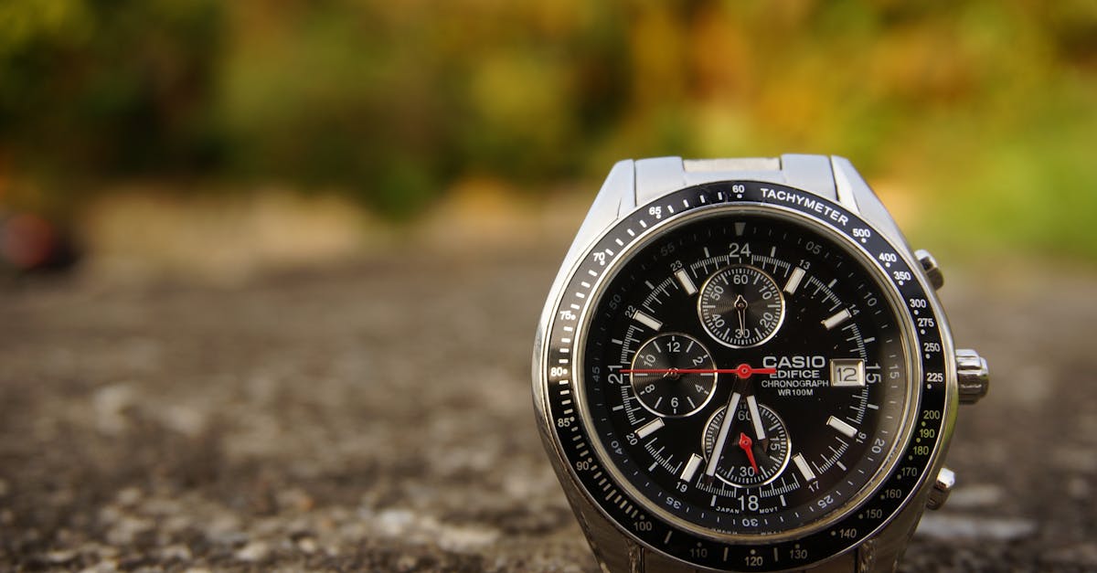 découvrez l'univers extravagant et luxueux des montres jacob & co, où l'innovation horlogère rencontre un design audacieux. explorez des créations uniques qui allient précision suisse et style inégalé, parfaites pour ceux qui recherchent l'excellence.