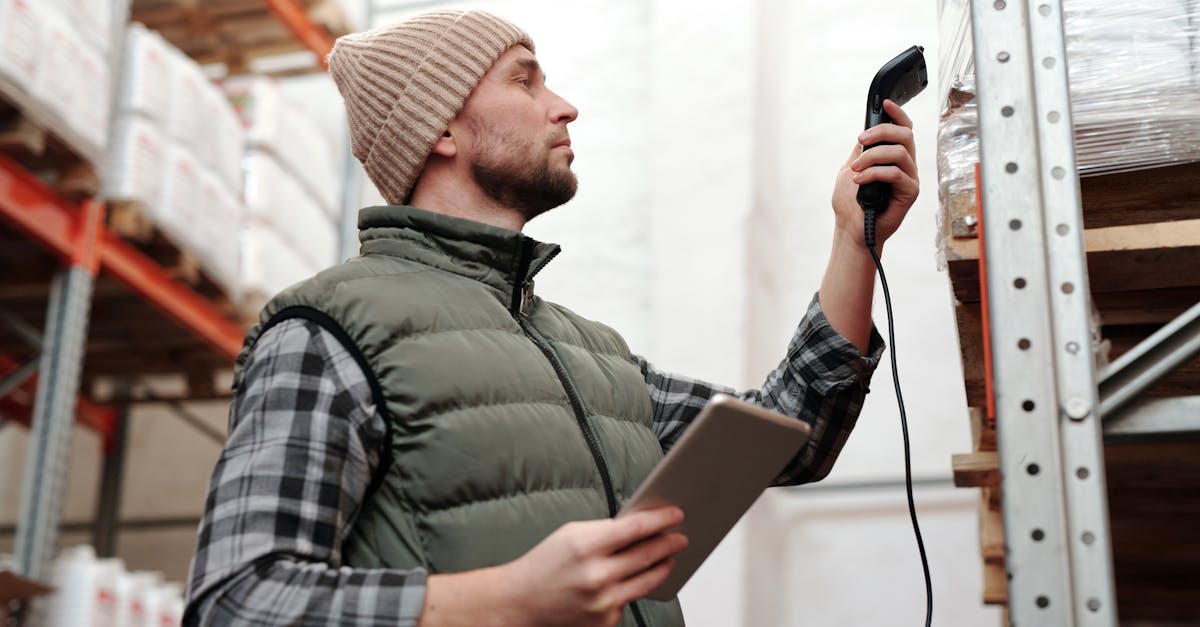 découvrez les dernières tendances de la mode masculine, des conseils de style aux incontournables de la garde-robe, pour affirmer votre personnalité et élégance au quotidien.