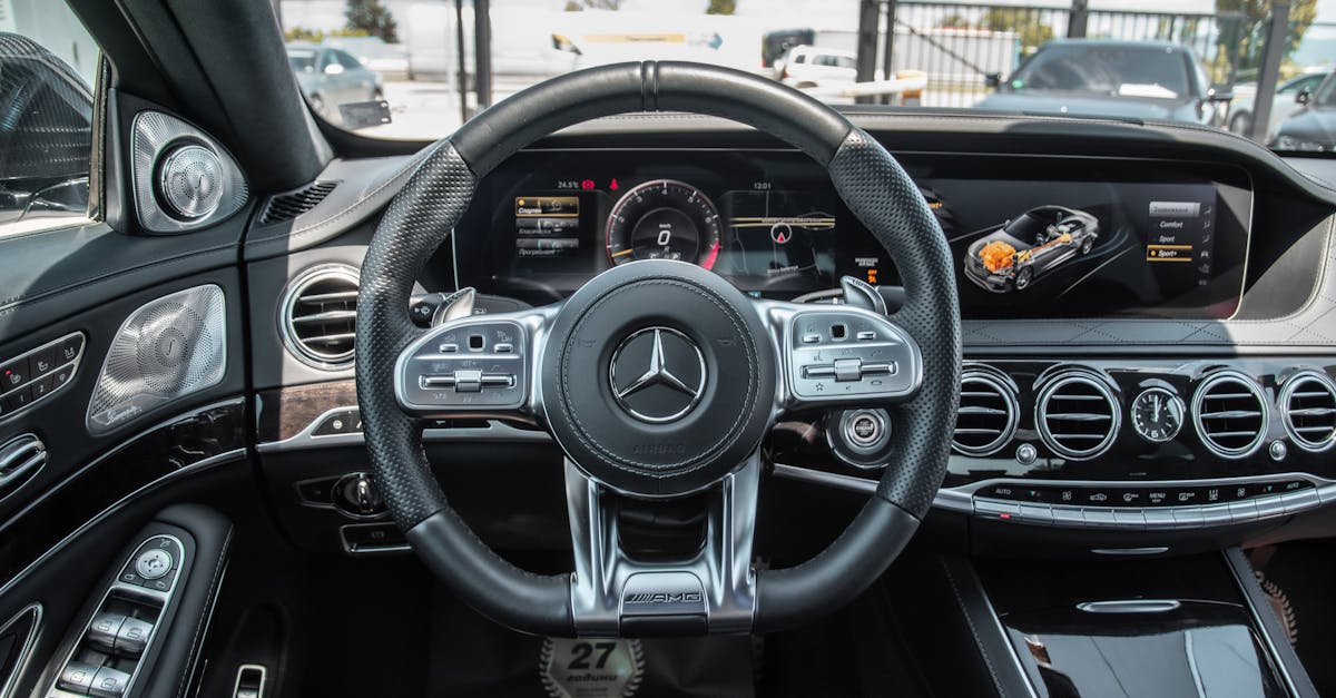 découvrez la mercedes s amg, un chef-d'œuvre d'ingénierie alliant puissance, luxe et performance exceptionnelle. explorez ses caractéristiques haut de gamme, son design élégant et son confort inégalé. idéale pour ceux qui recherchent une expérience de conduite à la fois dynamique et raffinée.