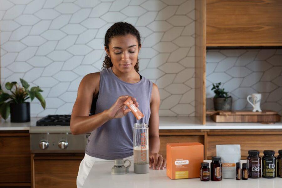 découvrez l'importance du métabolisme dans notre santé et notre bien-être. apprenez comment il influence la digestion, la gestion du poids et l'énergie quotidienne. des conseils pratiques pour optimiser votre métabolisme au quotidien.