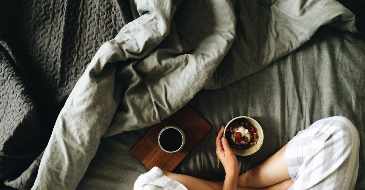 découvrez le plaisir du yaourt, une délicieuse spécialité laitière idéale pour un petit-déjeuner sain ou une collation gourmande. explorez nos recettes, bienfaits et astuces pour savourer ce produit riche en probiotiques et en calcium.